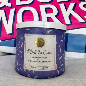 Bath & Body Works PB&J Ice Cream 3-wick candle - Limited Edition
